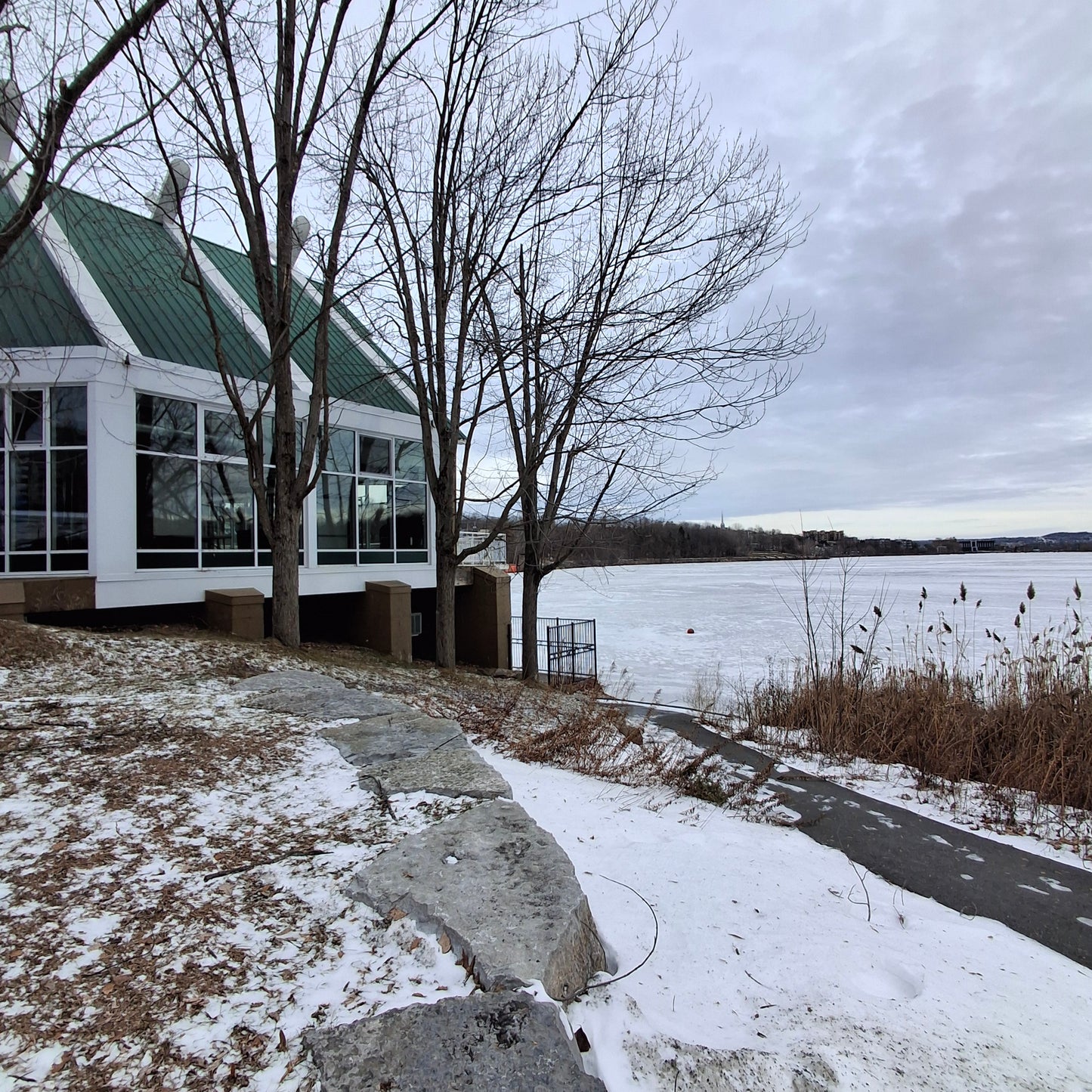 2025-12-20 (View Q0)