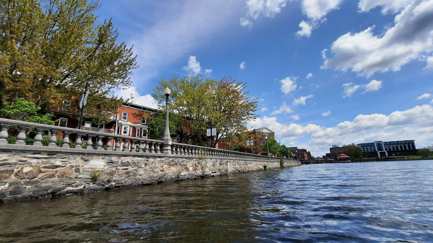 La Promenade Du Lac Des Nations De Sherbrooke 18 Mai 2021 (Vue Eau)