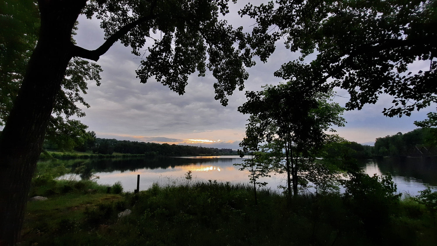 Tentative Du Soleil Après L’orage 19 Juin 2021 (Vue Bp1) 5H36