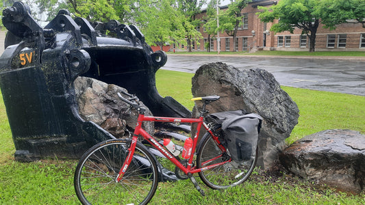 (Jour 4) Thetford Mines - 26 Juin 2021 Cliquez Pour Voir David Dans La Pelle.