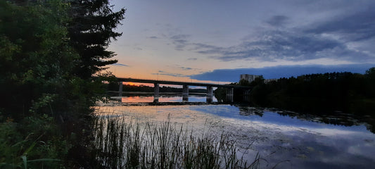 Coucher De Soleil 11 Septembre 2021 18H58 (Vue P1) Rivière Magog Sherbrooke. Pont Jacques Cartier