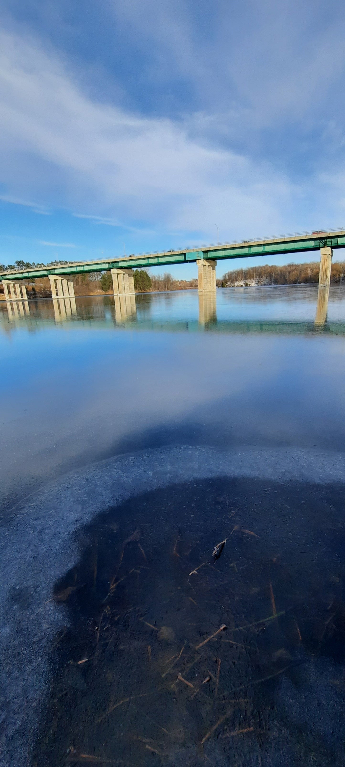 2021-11-28 14:26 Glace De La Rivière Magog À Sherbrooke (Vue T1)