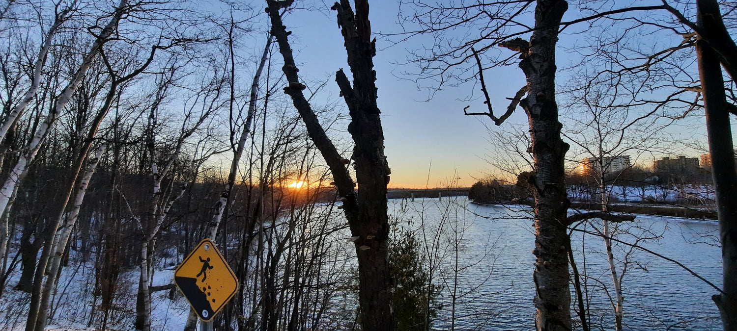 Premier Coucher De Soleil Du Mois Décembre 2021 Rivière Magog À Sherbrooke (Vue 3) 2021-12-01 15:48