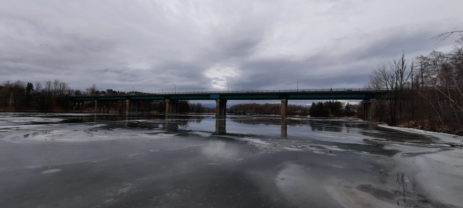 La Lumière Du 11 Décembre 2021 14:38 (Vue T1) 2 Photos