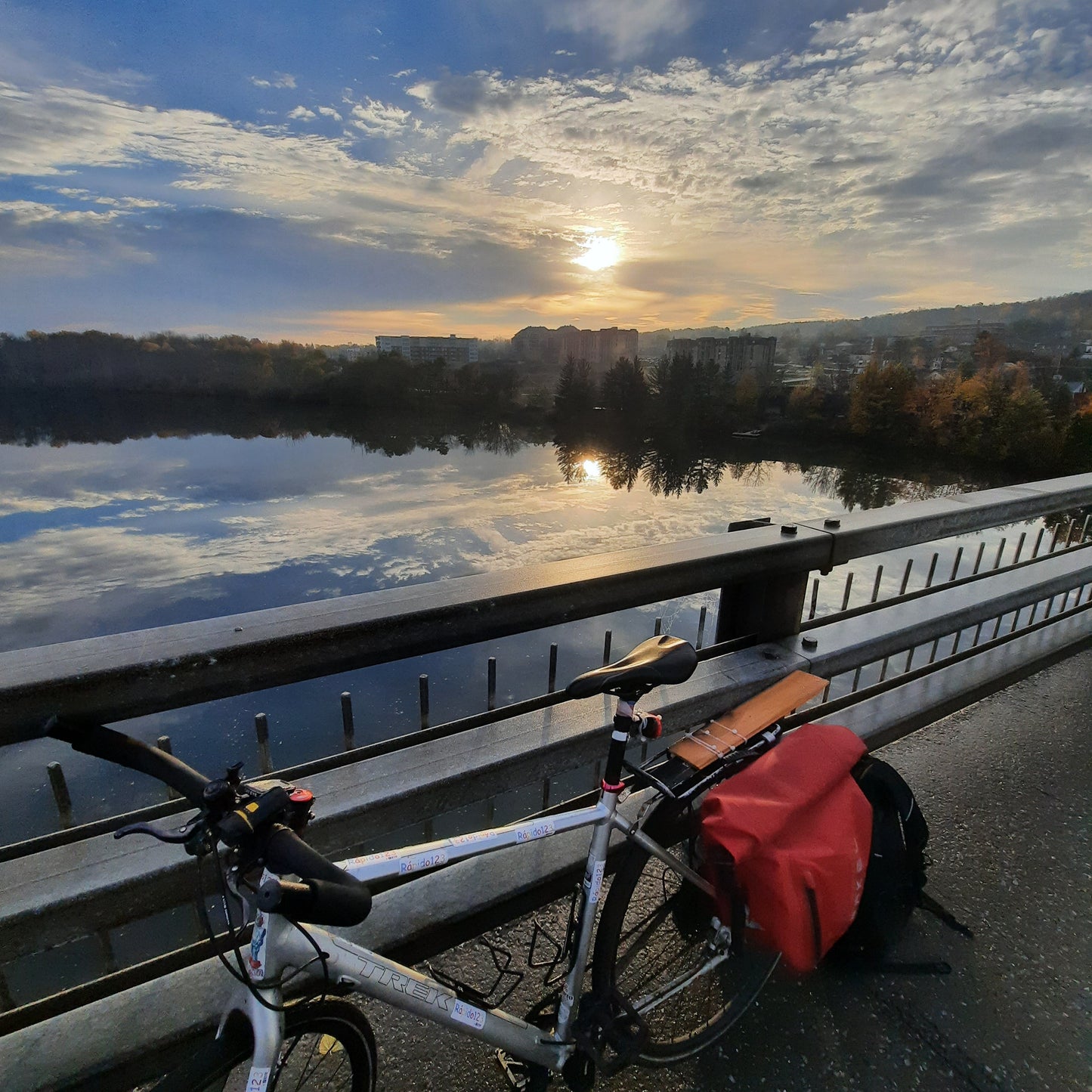 Vélo Rapido123 Et Le Soleil