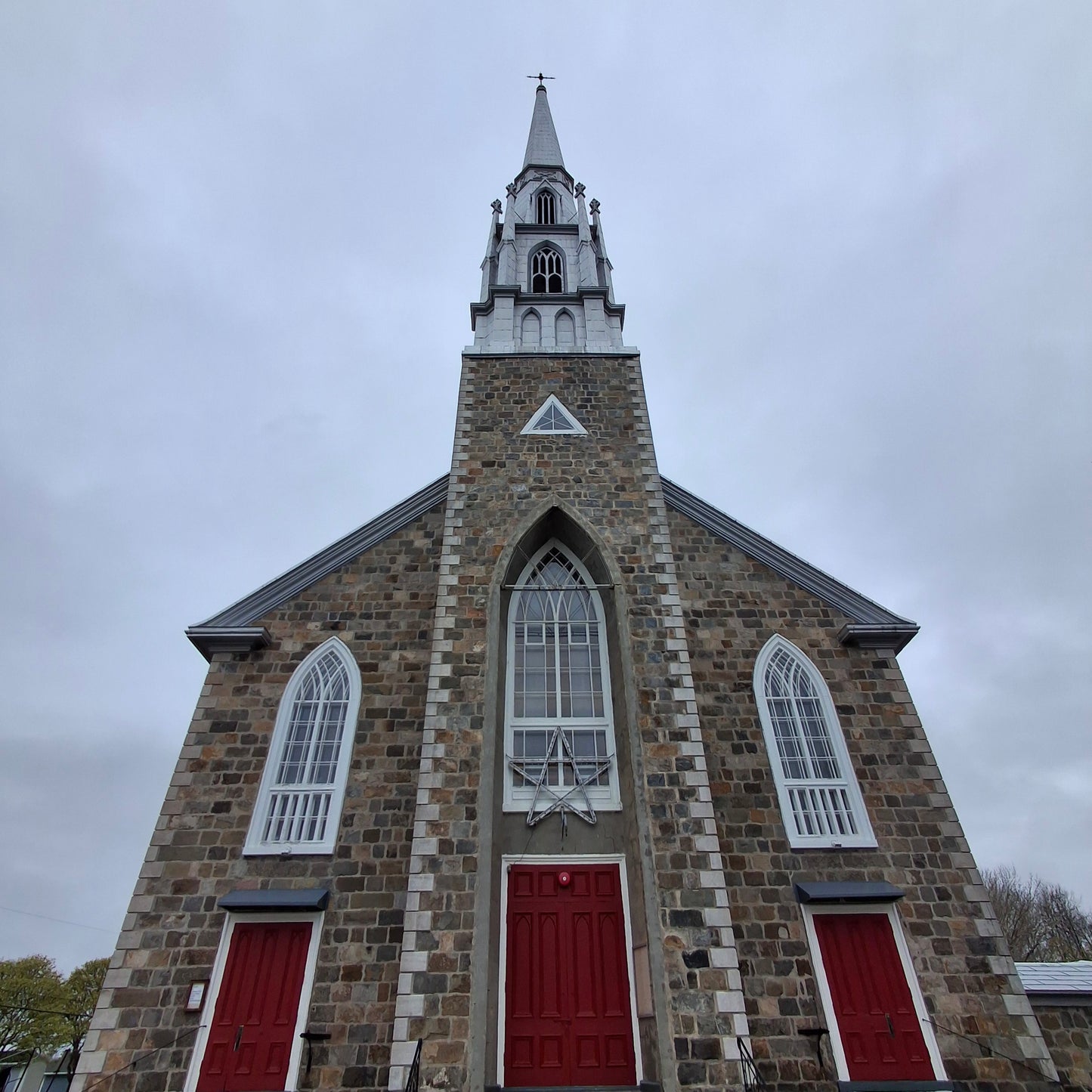 Église et monument Edouard Quertier